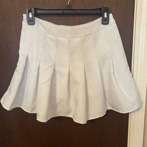 Pleated white tennis skirt